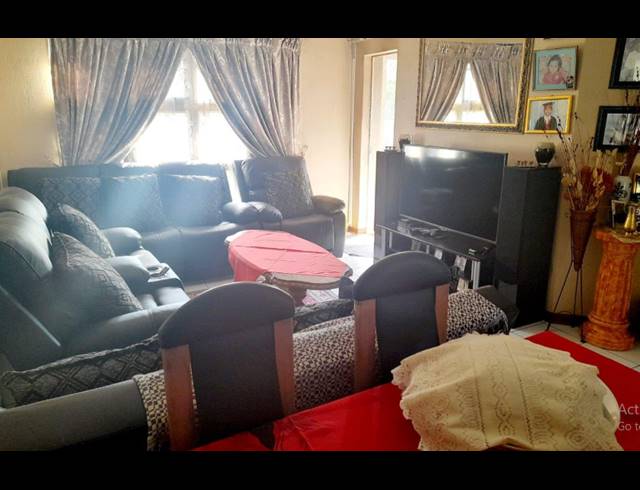 3 BEDROOM HOUSE FOR SALE IN GLENEAGLES